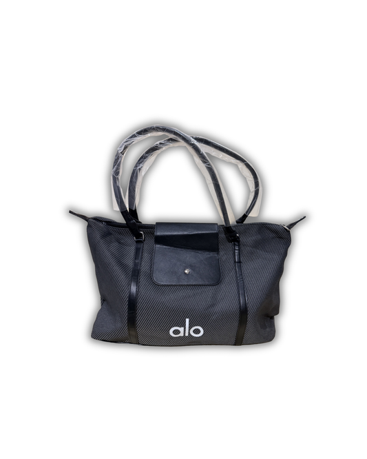 Alo Weekender Bag — Black