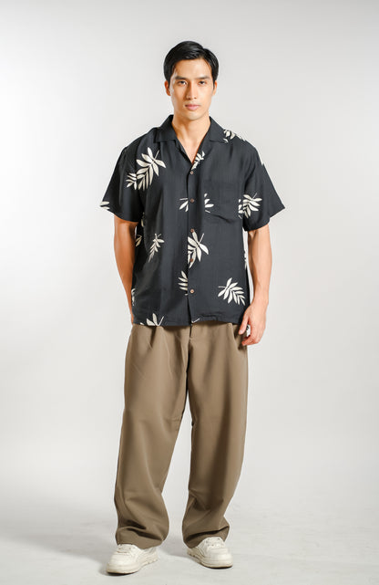 Palm Leaf Resort Shirt in Charcoal - Slim