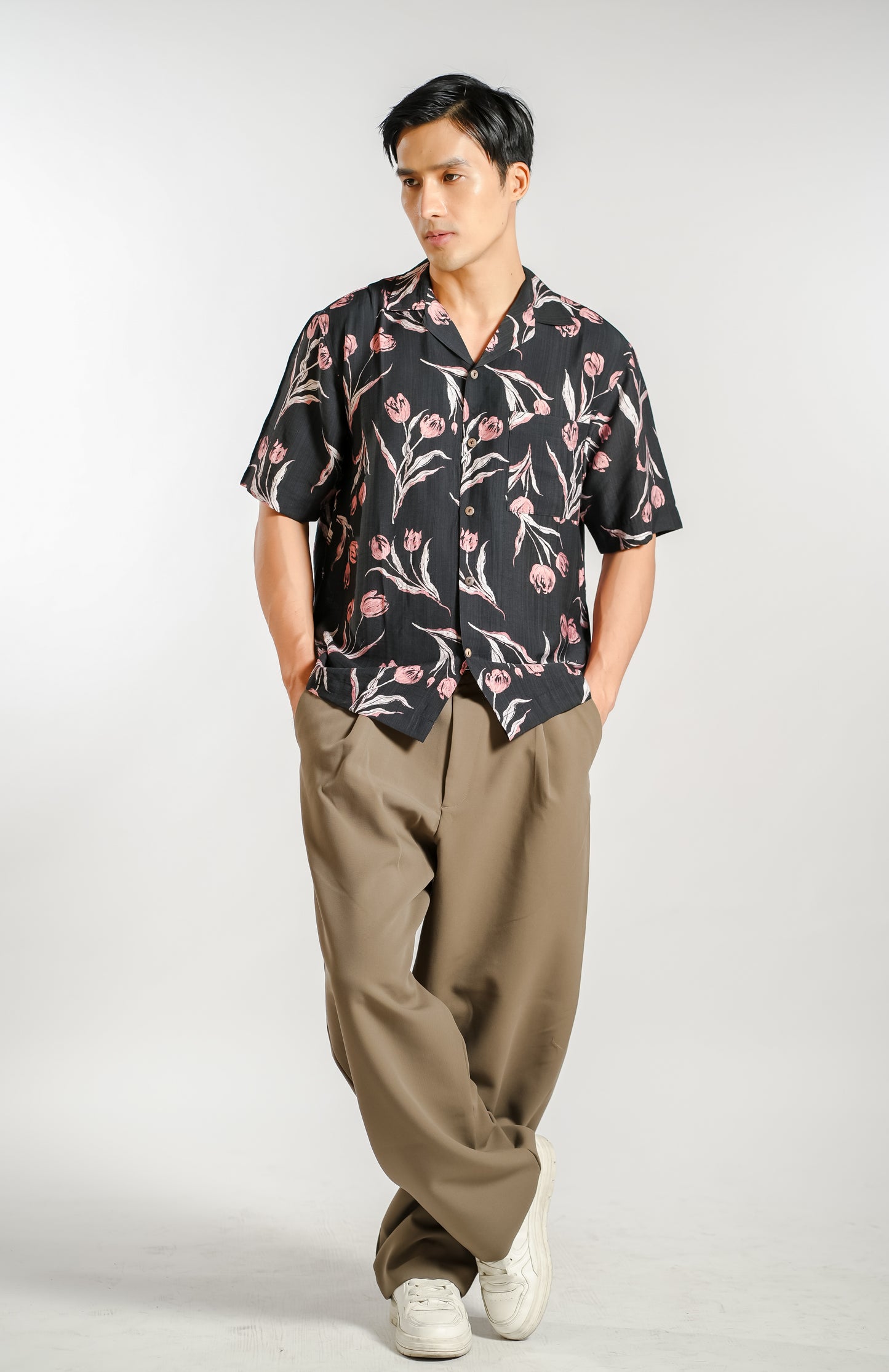 Tulip Print Resort Shirt in Charcoal