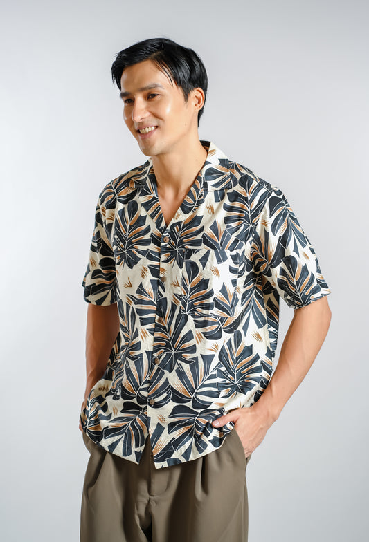Monstera Resort Shirt in Stone